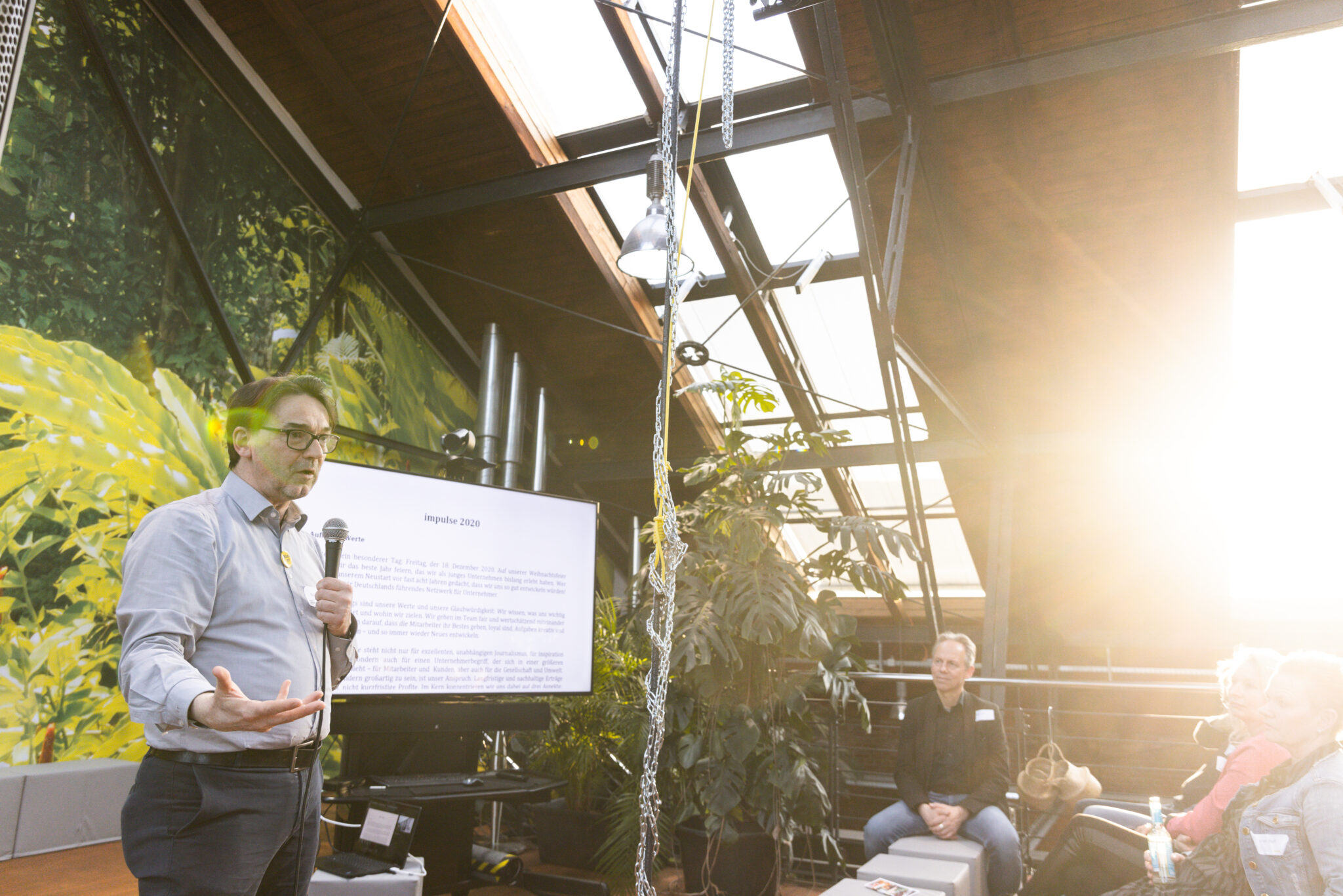 Eventfoto einer Konferenz